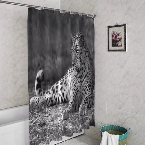 картинка 3D занавеска для ванны «Черно белый леопард» | интернет-магазин фотообоев ARTDECO