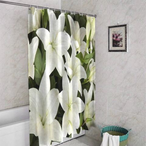 картинка 3D шторка для ванной «Белоснежные лилии» | интернет-магазин фотообоев ARTDECO