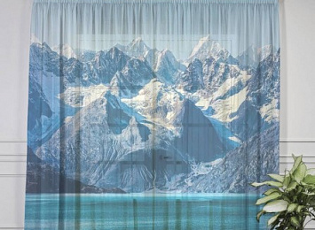Фототюль с печатью изображения "Горы с заснеженными вершинами"